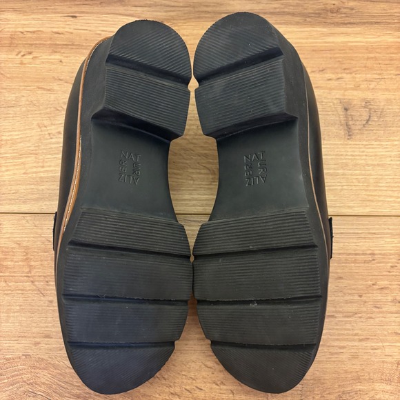 NATURALIZER Desi Lug Sole Loafer Black Women Size 8 Casual Workwear Everyday - Picture 11 of 12